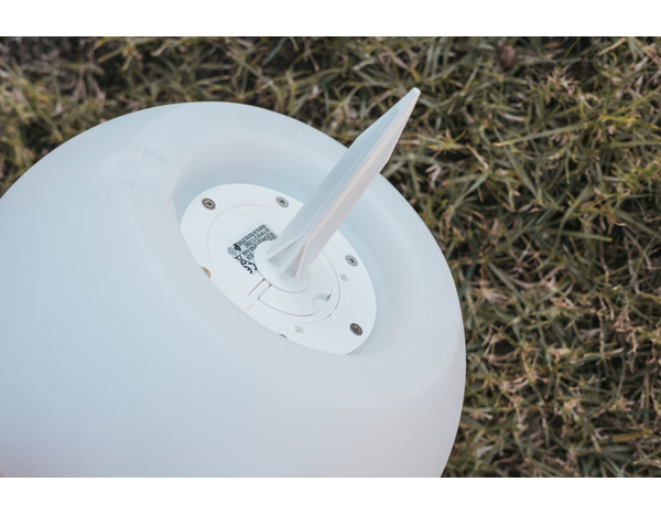 Lampe solaire flottante LED multicolore IP67 batterie 1800 mAh - Brico Dépôt