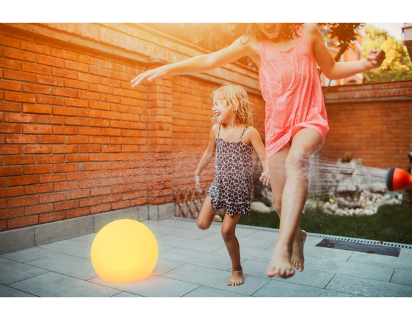 Lampe solaire flottante LED multicolore IP67 batterie 1800 mAh - Brico Dépôt