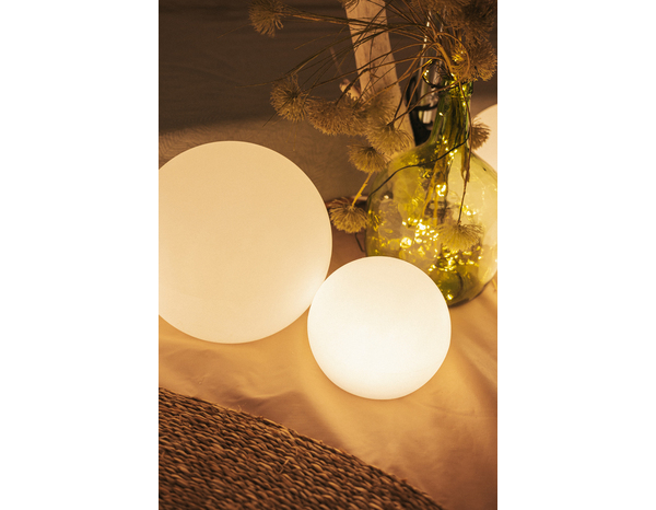 Lampe solaire flottante LED multicolore IP67 batterie 1800 mAh - Brico Dépôt