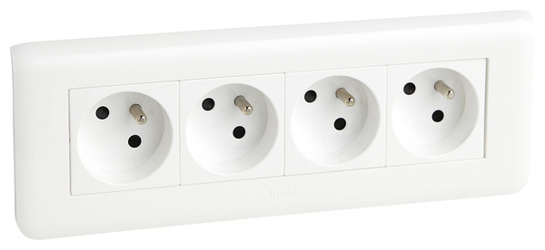 Prise quadruple précâblée "Mosaic" - Legrand - Brico Dépôt