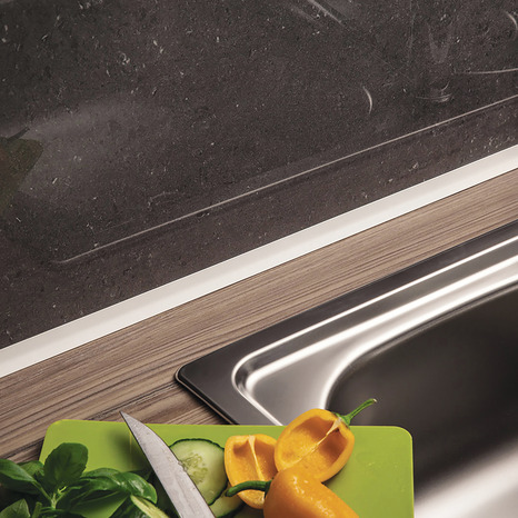 Cornière en PVC blanche 2,40 m - section 25 x 25 mm - Brico Dépôt